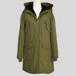 GAP Women's PrimaLoft® luxe parka Green Size S